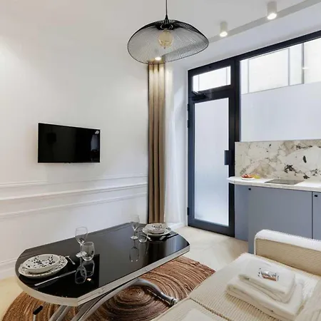 Charming - 1br 4p - Center Of アパート