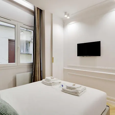 Charming - 1br 4p - Center Of *