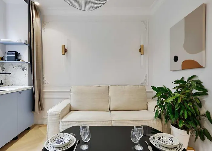 Charming - 1br 4p - Center Of *